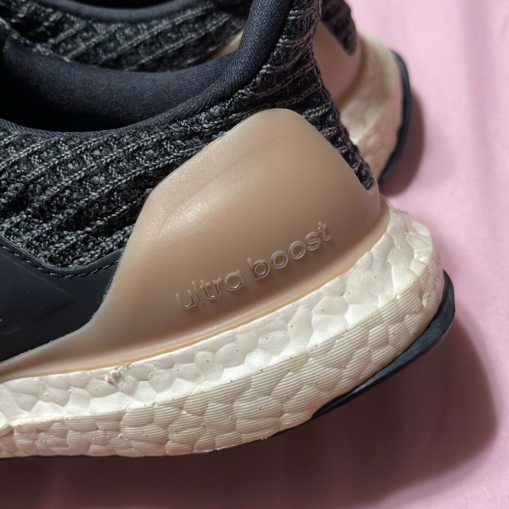 Adidas UltraBoost | Size 6.5 - Picture 6 of 13